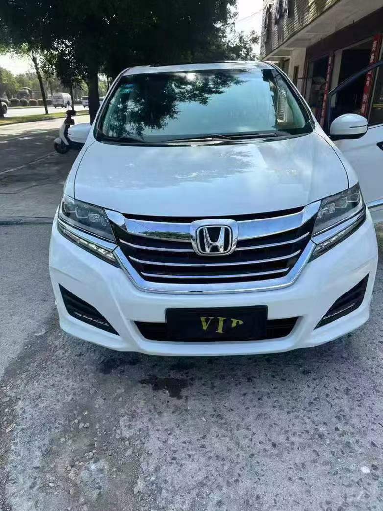 桂林17年本田艾力绅1