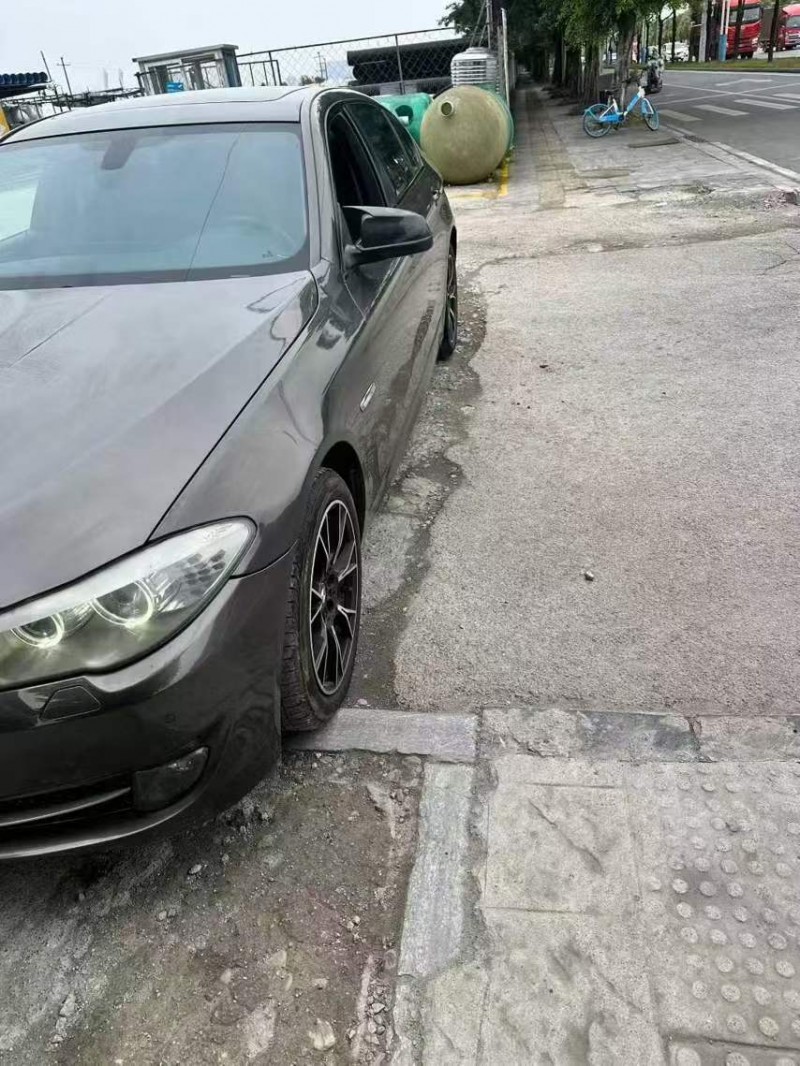 桂林13年宝马5系3