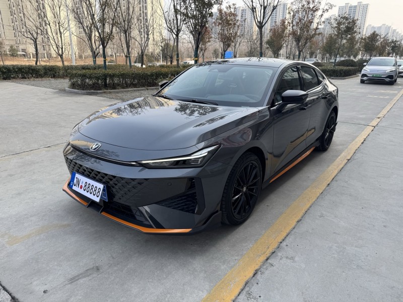 济宁25年长安汽车UNI7