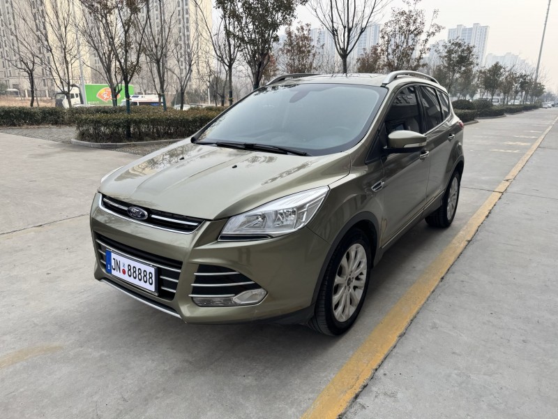 济宁17年福特翼虎3