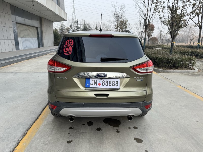 济宁17年福特翼虎8