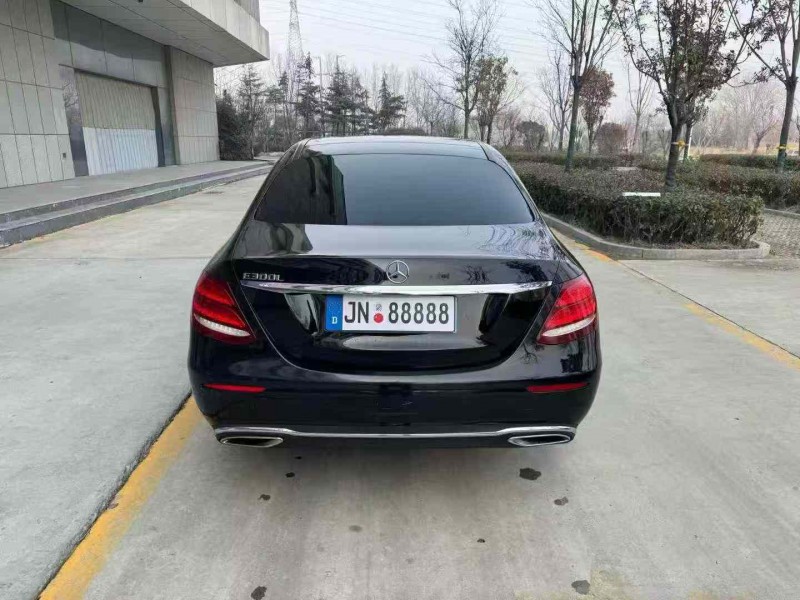 济宁18年奔驰E9