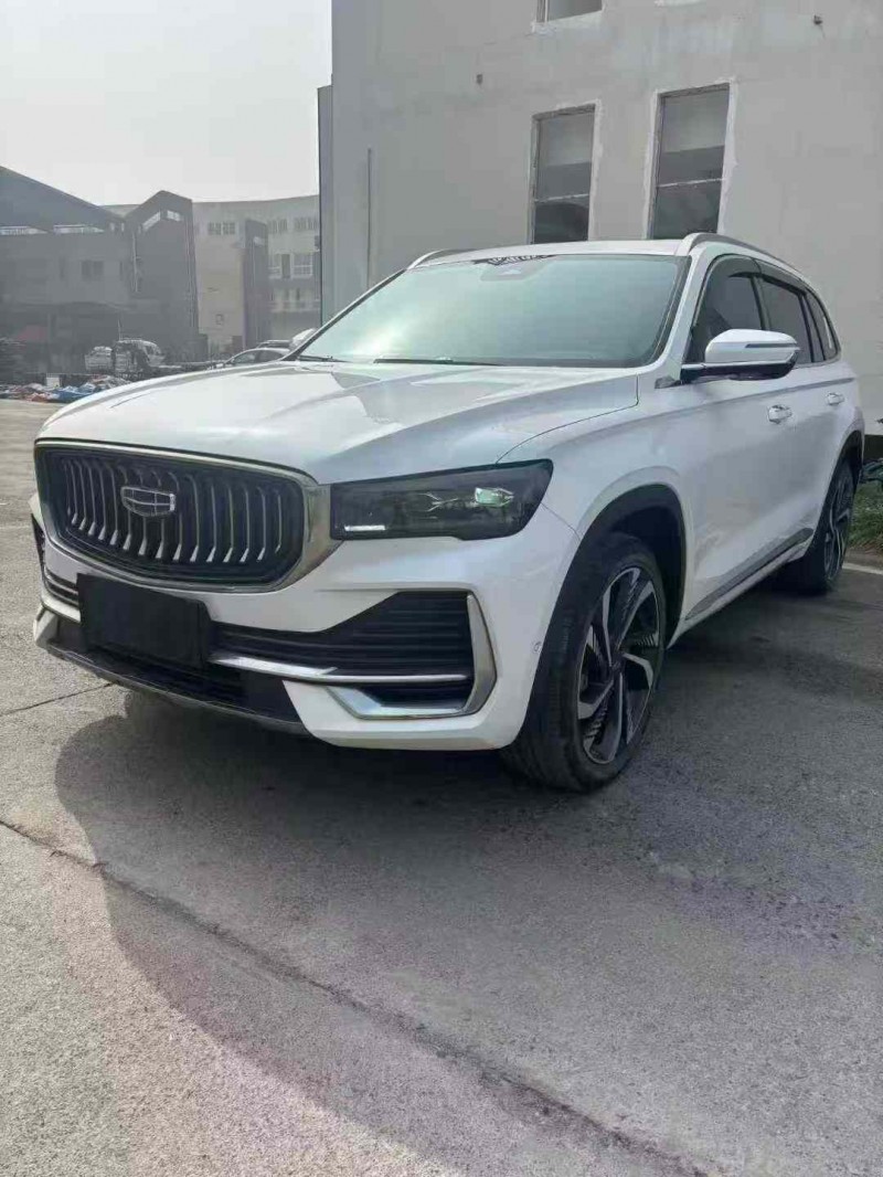 襄阳22年吉利星越3