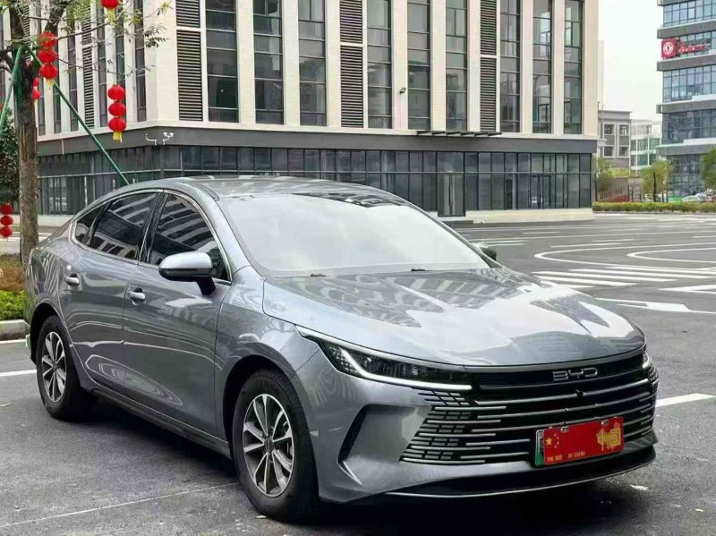 广州25年比亚迪秦2