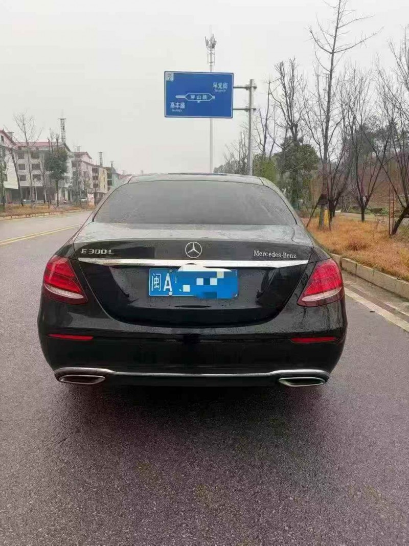 衡阳17年奔驰E2