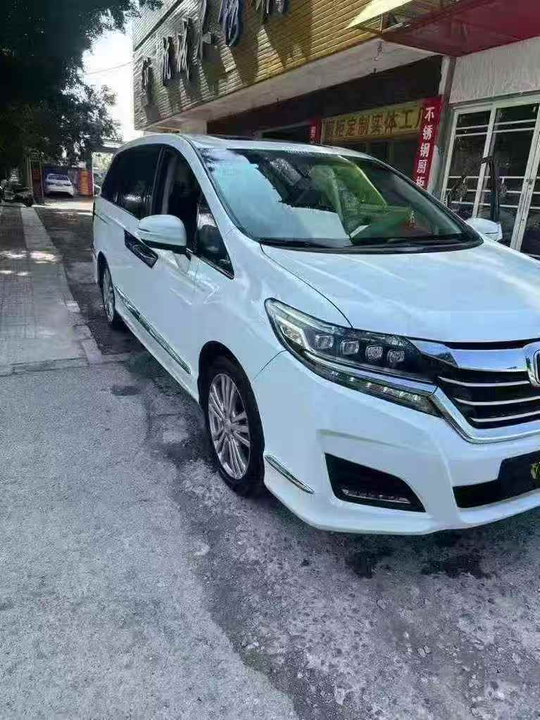 南宁17年本田艾力绅4