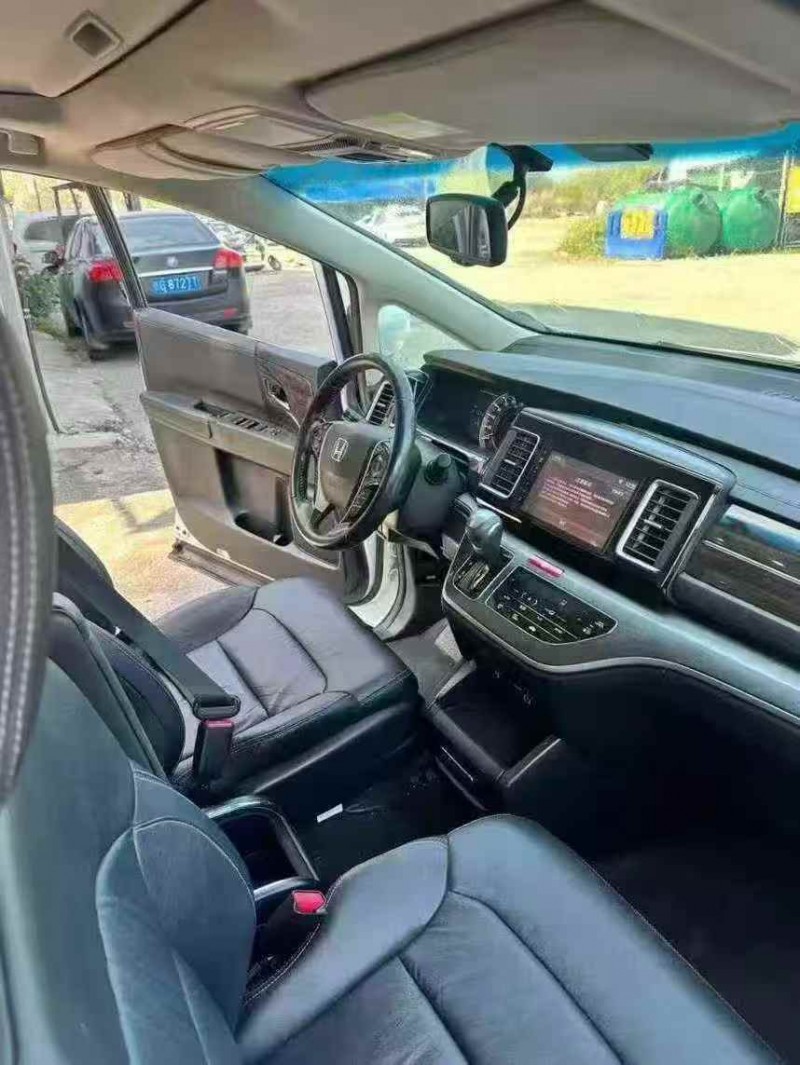 南宁17年本田艾力绅6