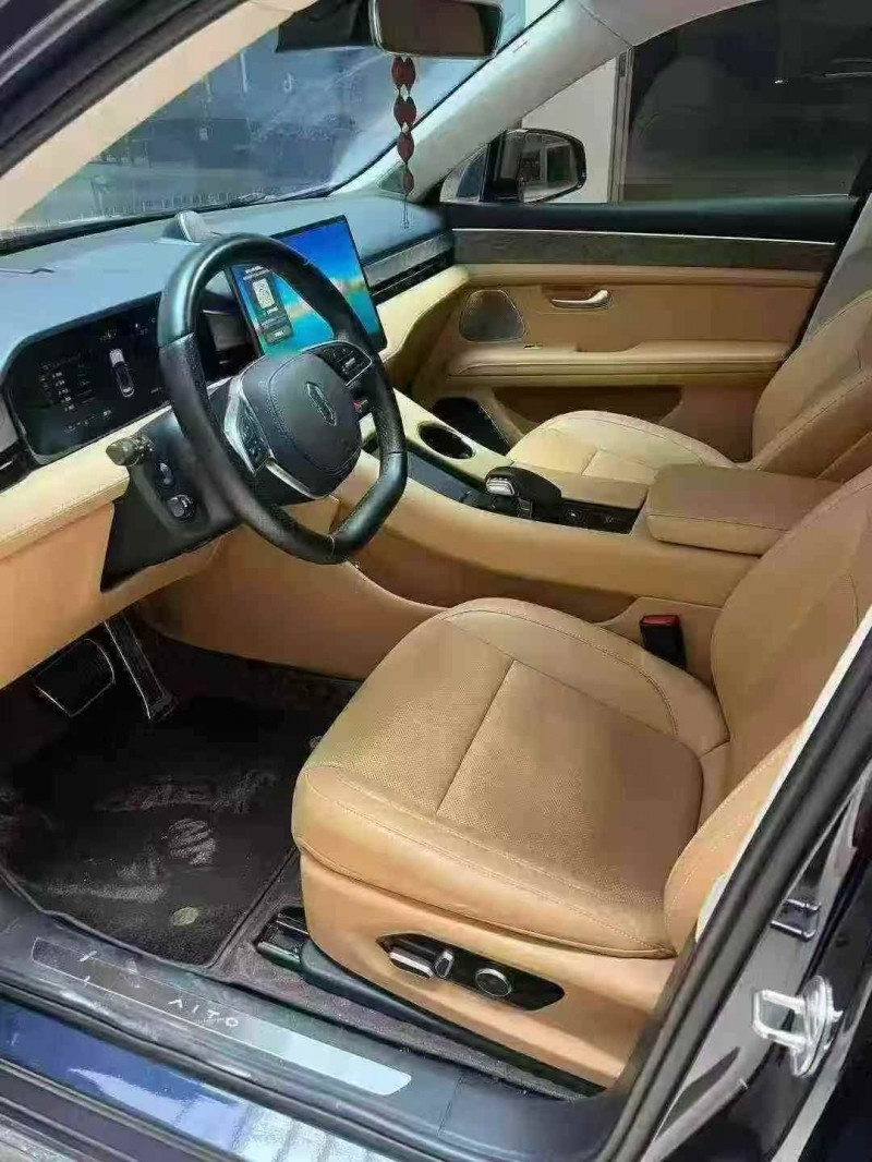 淮北23年华为智选问界3