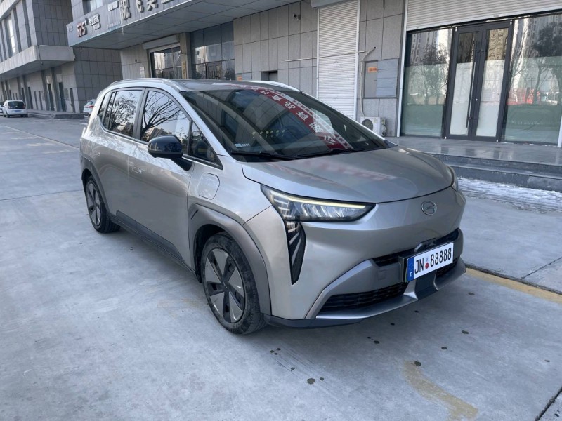 济宁22年传祺埃安Y3