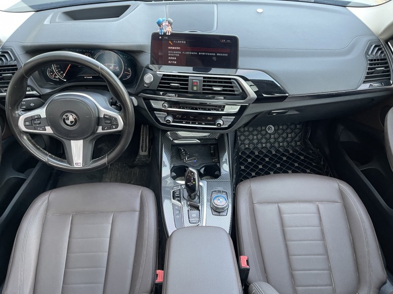 济宁18年宝马X34