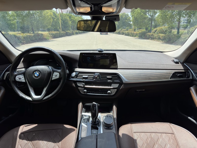 盐城20年宝马5系8