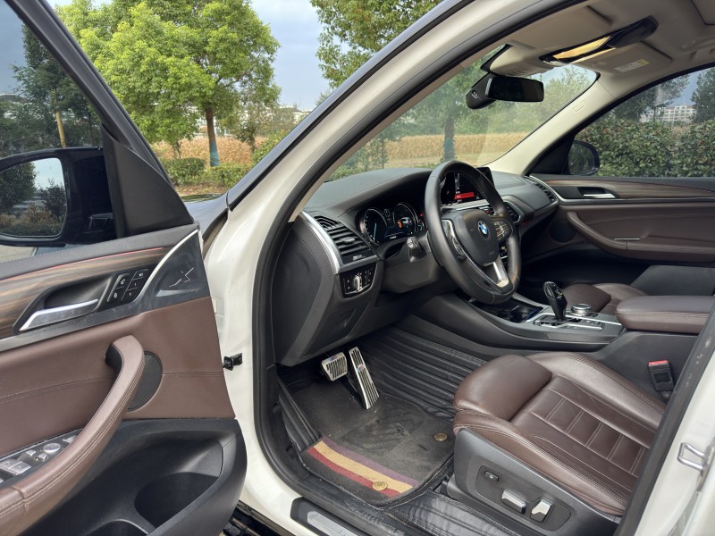 盐城19年宝马X36