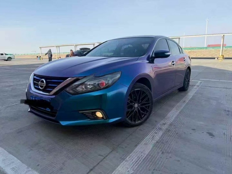 廊坊17年日产天籁1