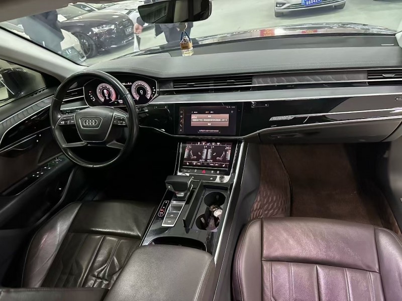 廊坊19年奥迪A8L6