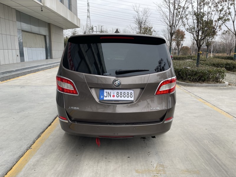 济宁12年别克GL88