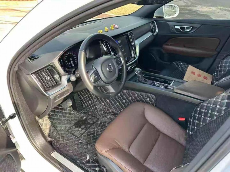 太原20年沃尔沃S60L4