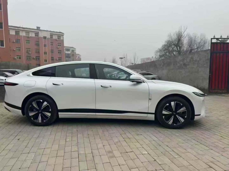 张家口25年长安汽车启源4