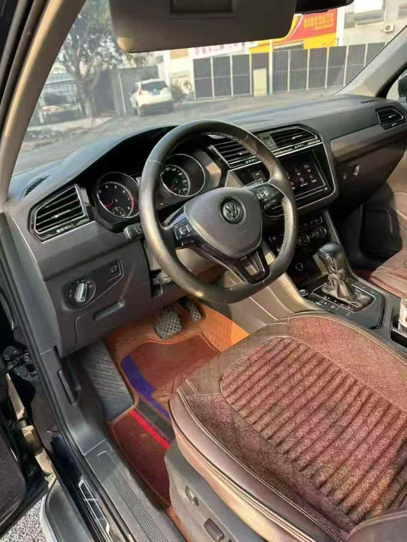 重庆19年大众途观4