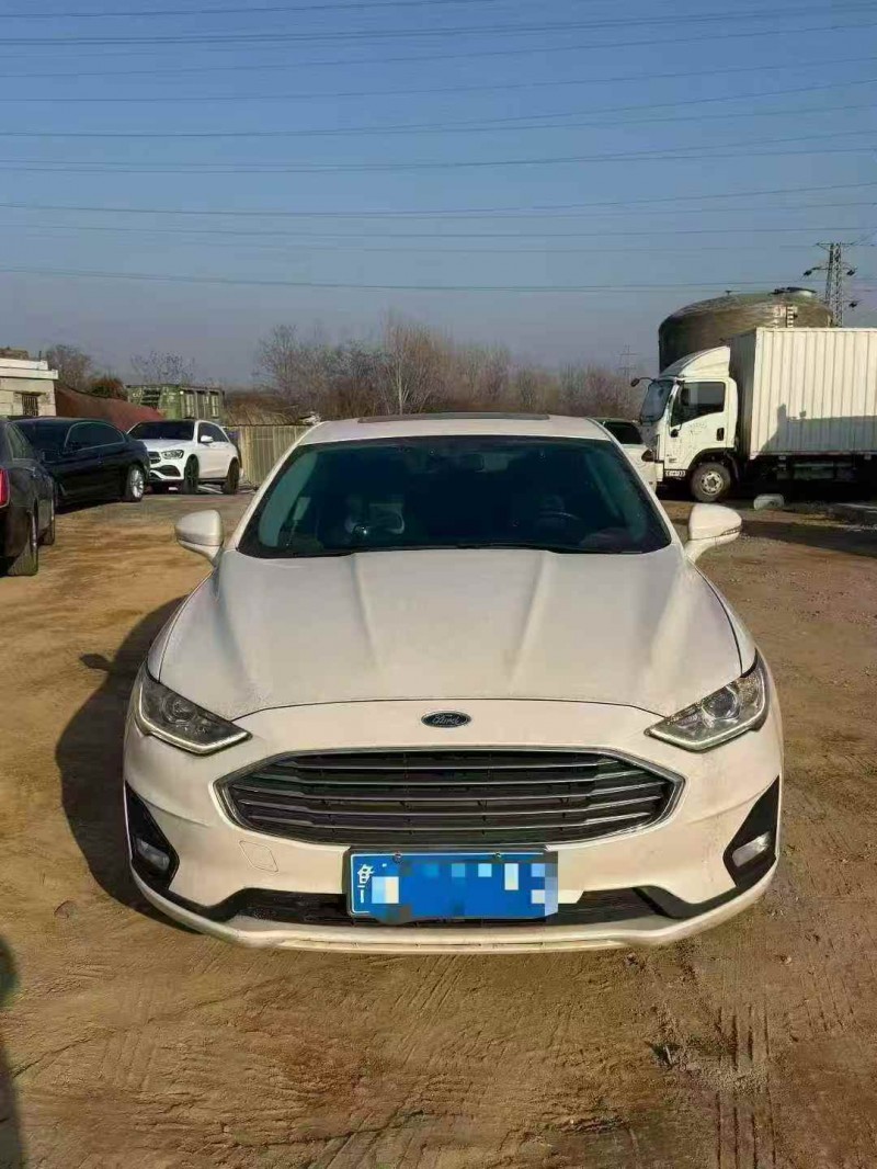 泰安19年福特蒙迪欧1