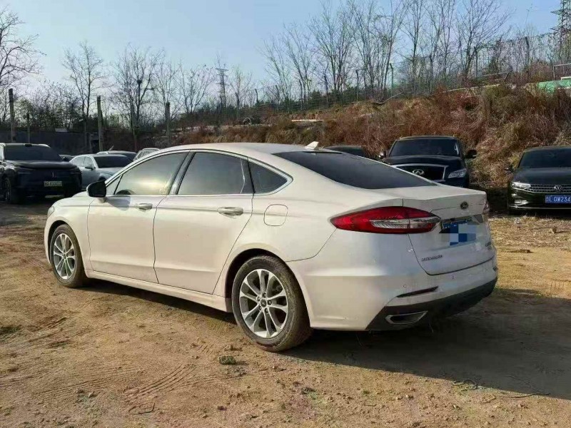 泰安19年福特蒙迪欧4