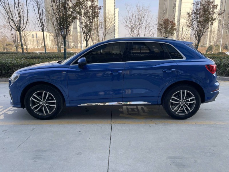 济宁21年奥迪Q34