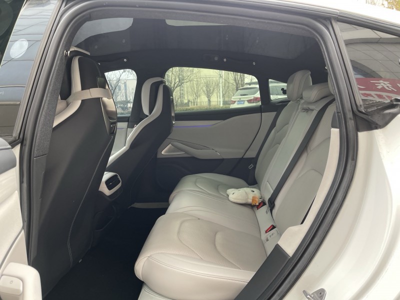 济宁24年小米SU76