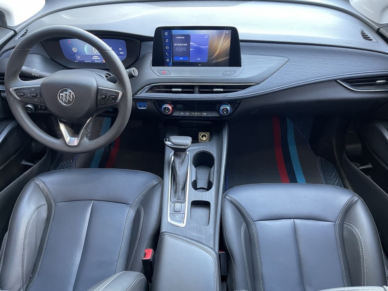 济宁24年别克微蓝4