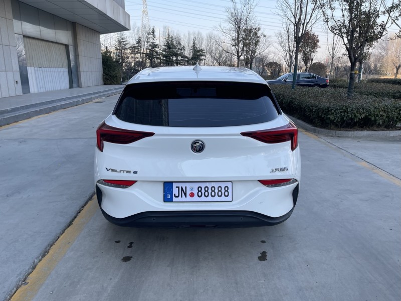 济宁24年别克微蓝8