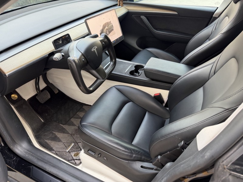 济宁23年特斯拉MODEL 35