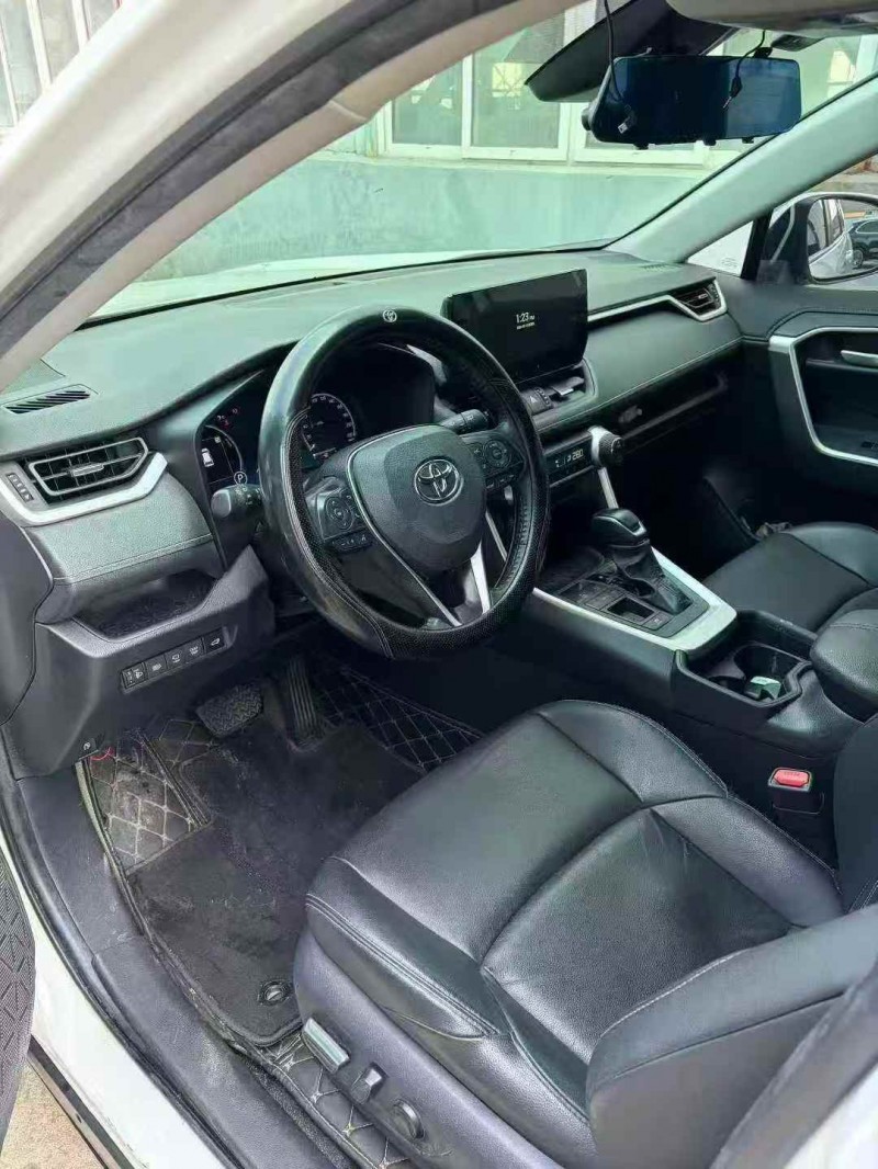 东营24年丰田威兰达7