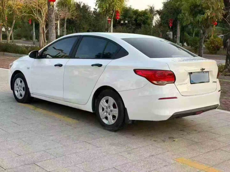 江门18年雪佛兰科沃兹9