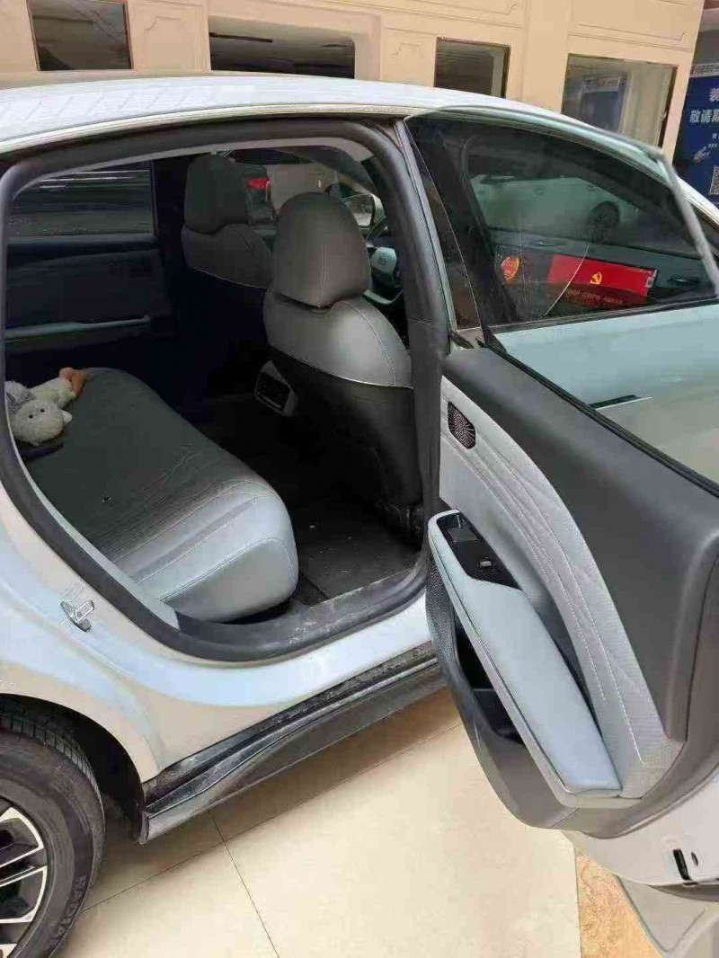 淮北25年吉利银河9