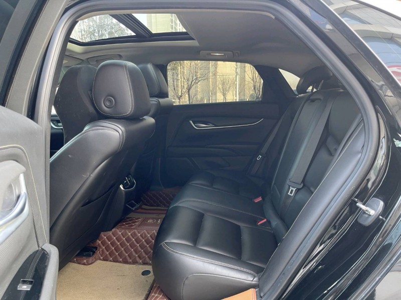 济宁19年凯迪拉克XTS7