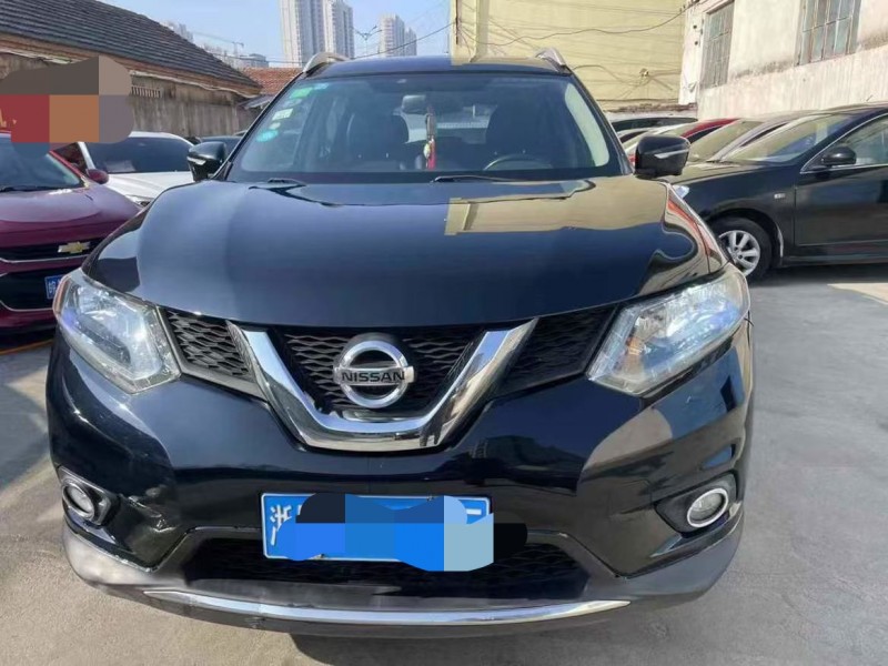 泰安15年日产奇骏1