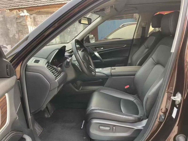 泰安18年本田冠道8