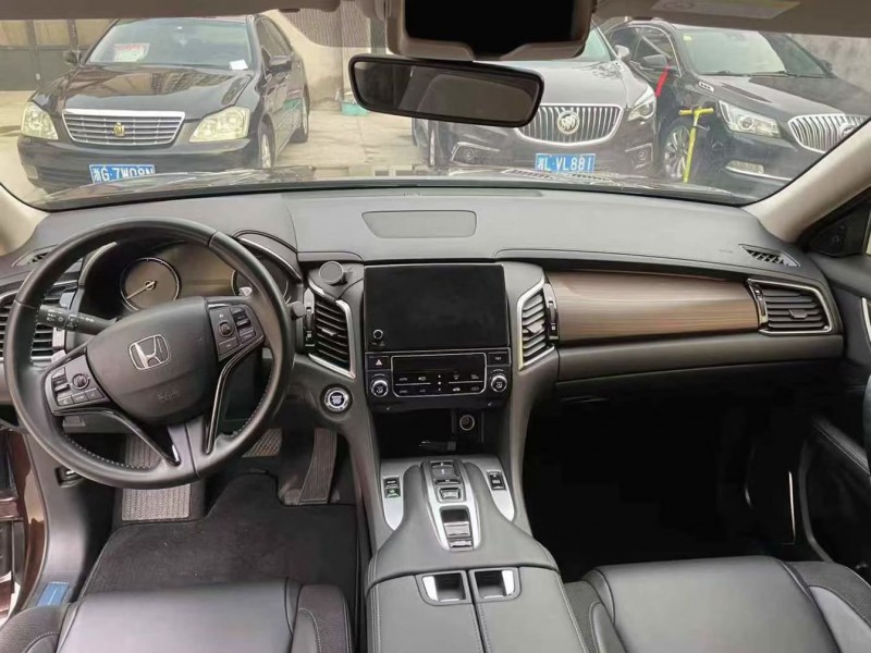 泰安18年本田冠道9