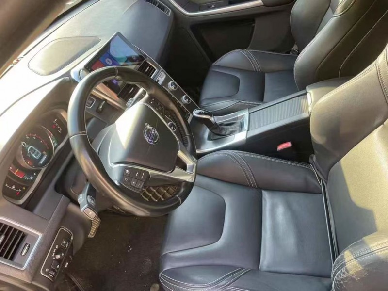 泰安15年沃尔沃XC606