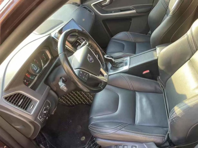 泰安15年沃尔沃XC608