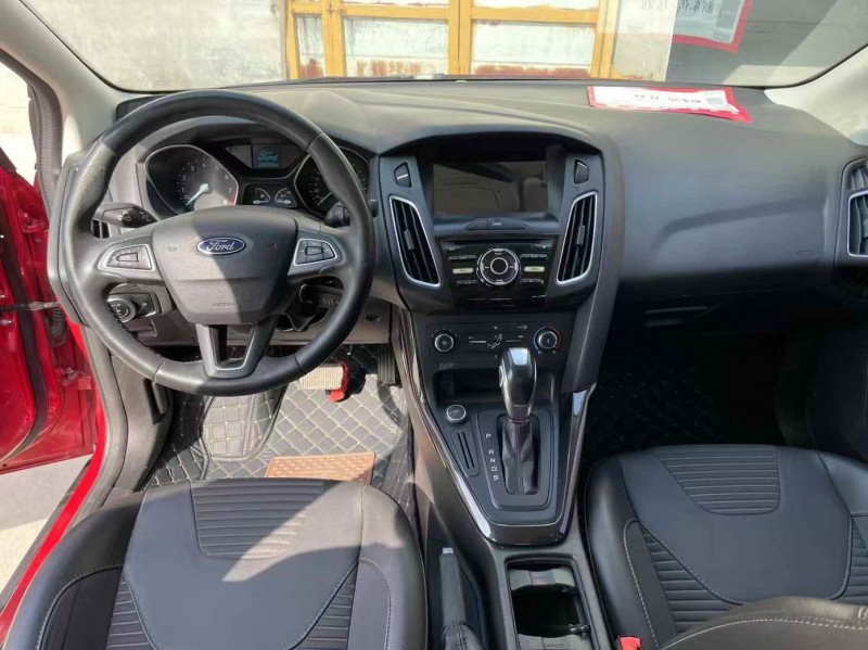 泰安17年福特福克斯9