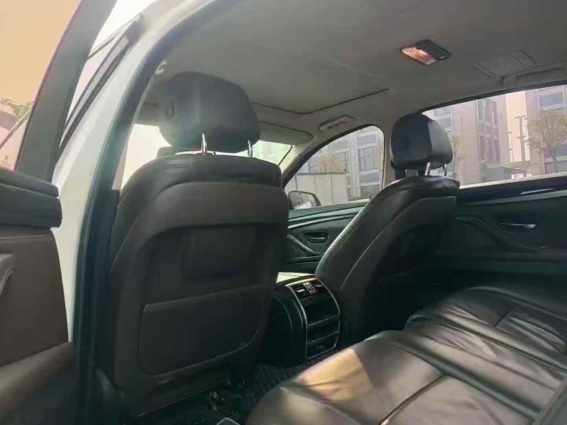 济宁14年宝马5系8