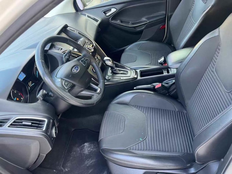 泰安17年福特福克斯7