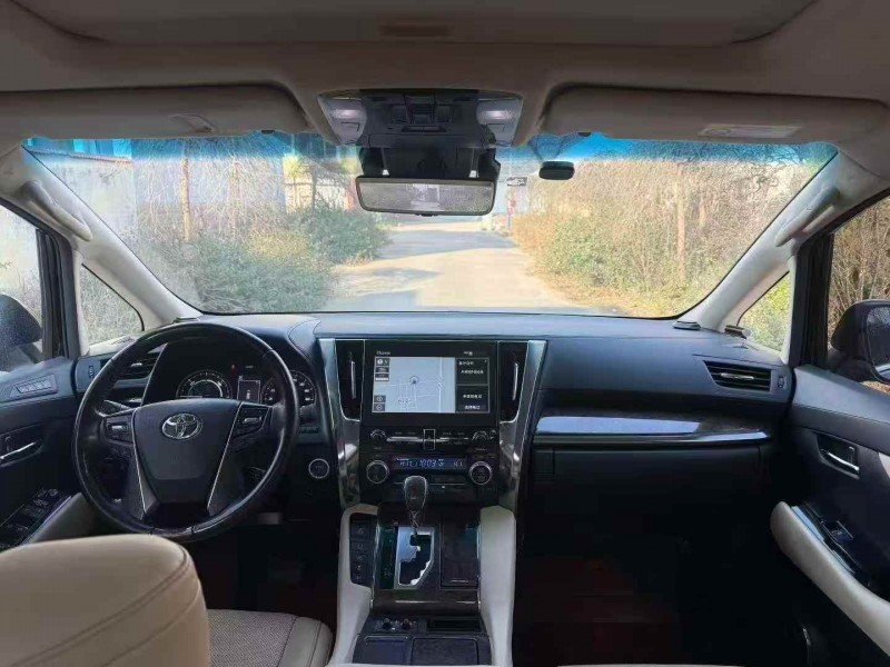 滨州24年丰田威尔法9