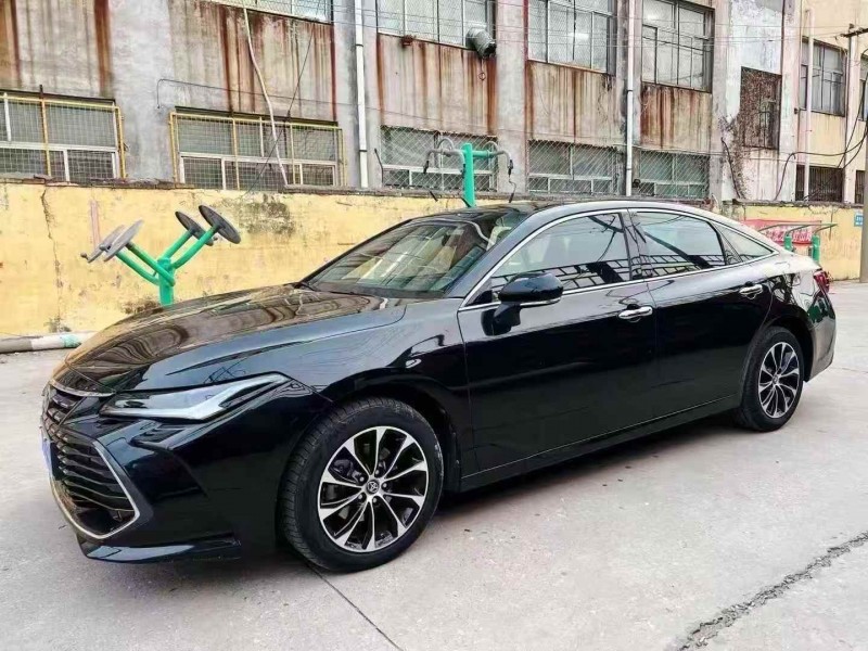 日照23年丰田亚洲龙2