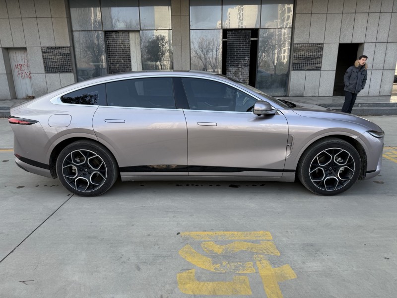 济宁25年长安汽车启源3