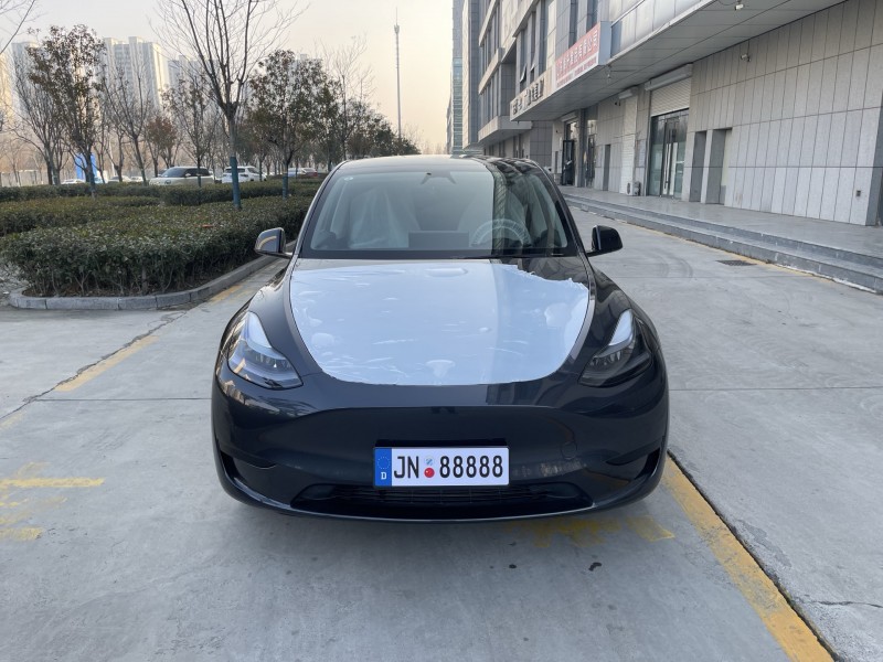 济宁25年特斯拉MODEL Y1