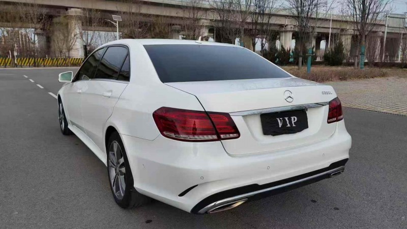 济宁15年奔驰E7