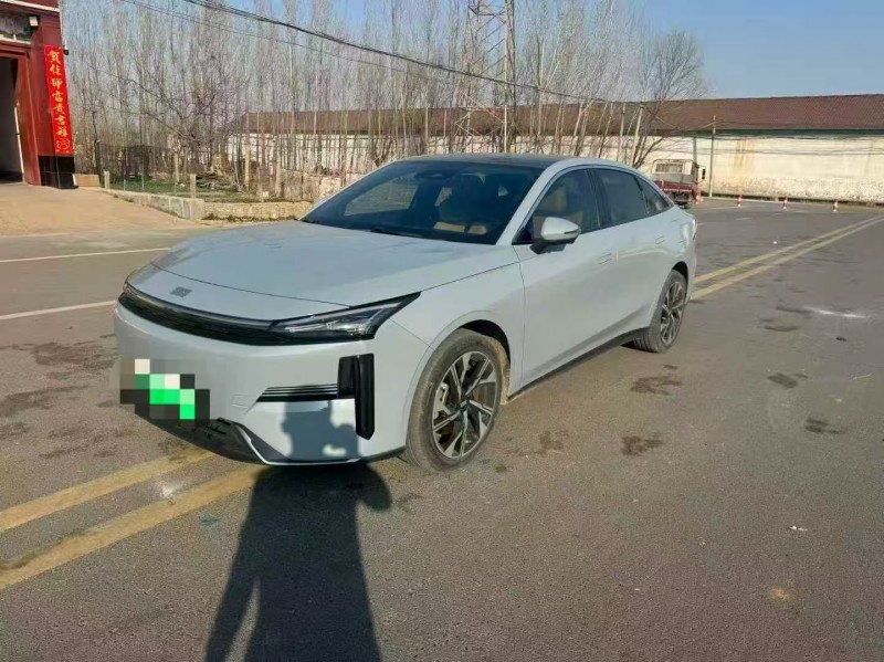 青岛23年吉利银河2