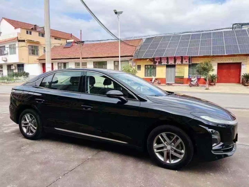 烟台25年红旗E-QM52