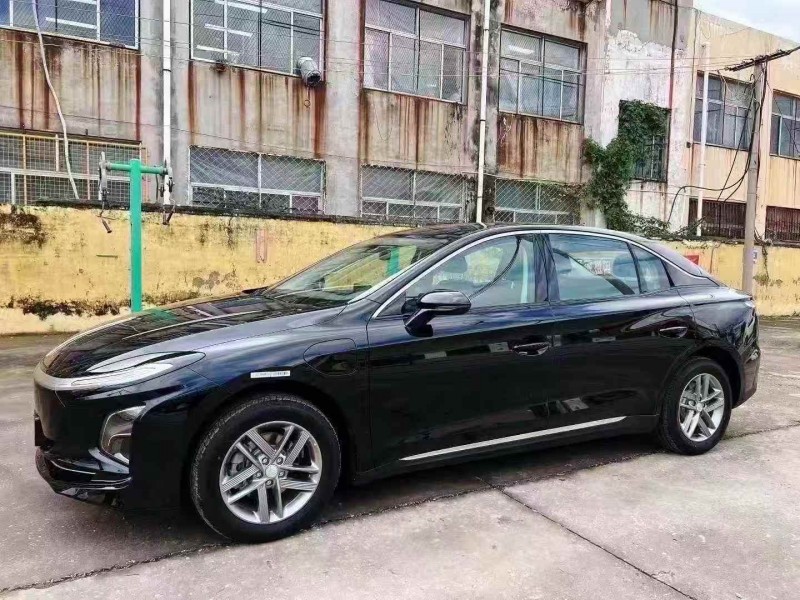 烟台25年红旗E-QM53