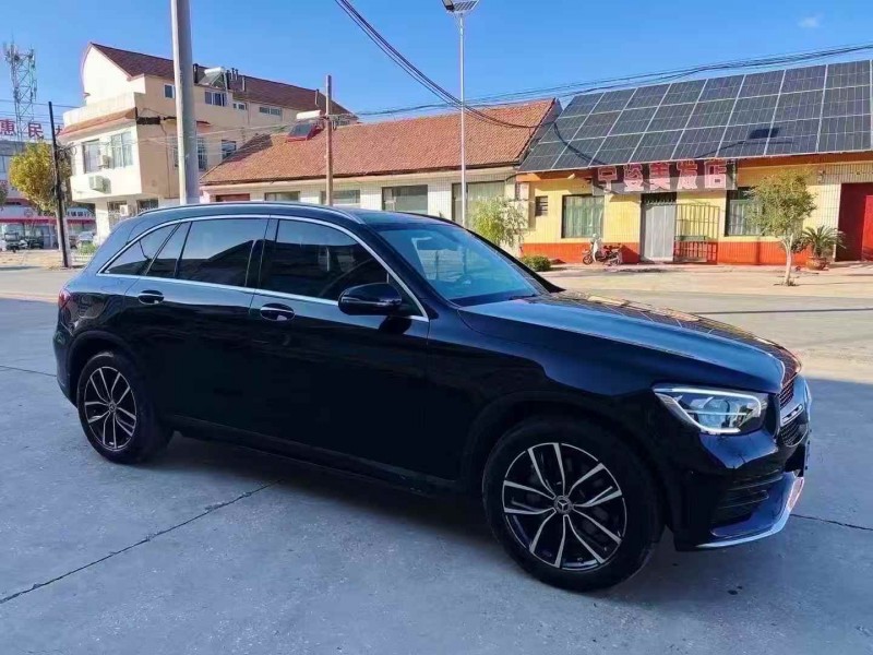 青岛22年奔驰GLC2